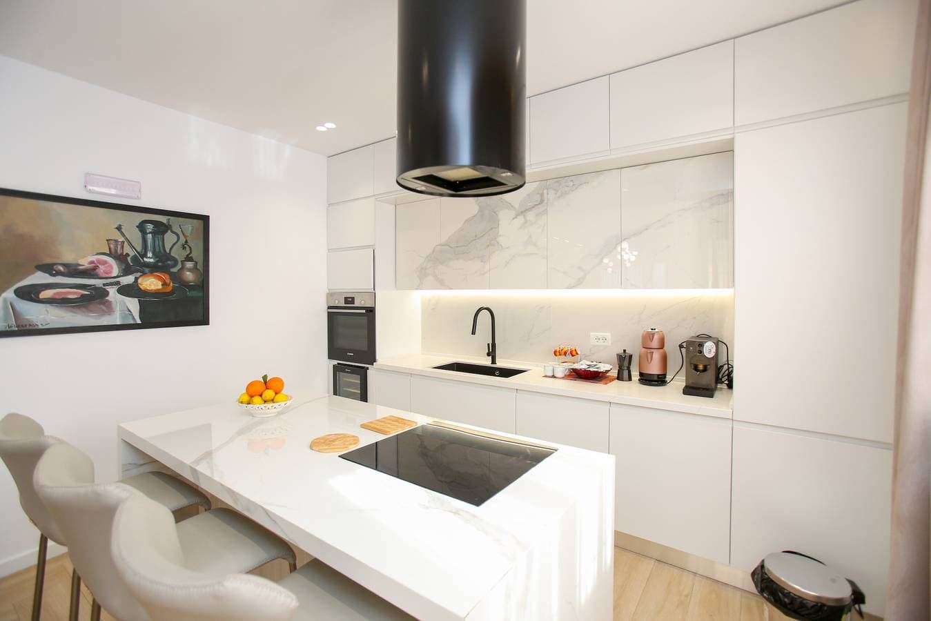 Foto 13 von 77: Villa für 11 Personen mit Balkon