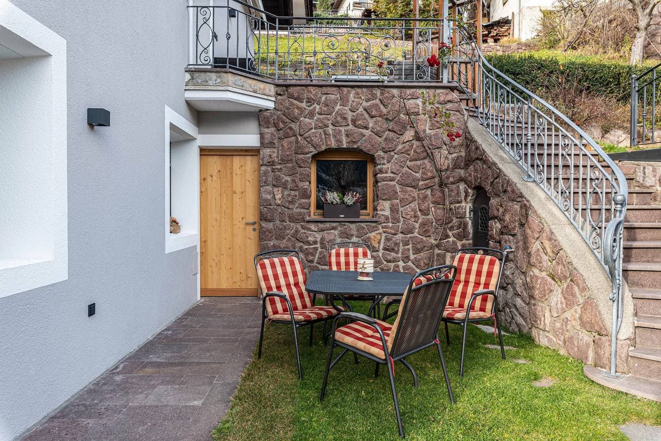 Foto 11 von 30: Ferienwohnung "Saslonch" bei Seiser Alm mit Bergblick, WLAN, Terrasse & Garten