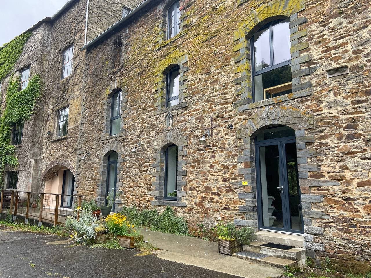 Foto 7 von 11: „Studio L’Erdre am Moulin“ mit privater Terrasse, Gemeinschaftsgarten und WLAN