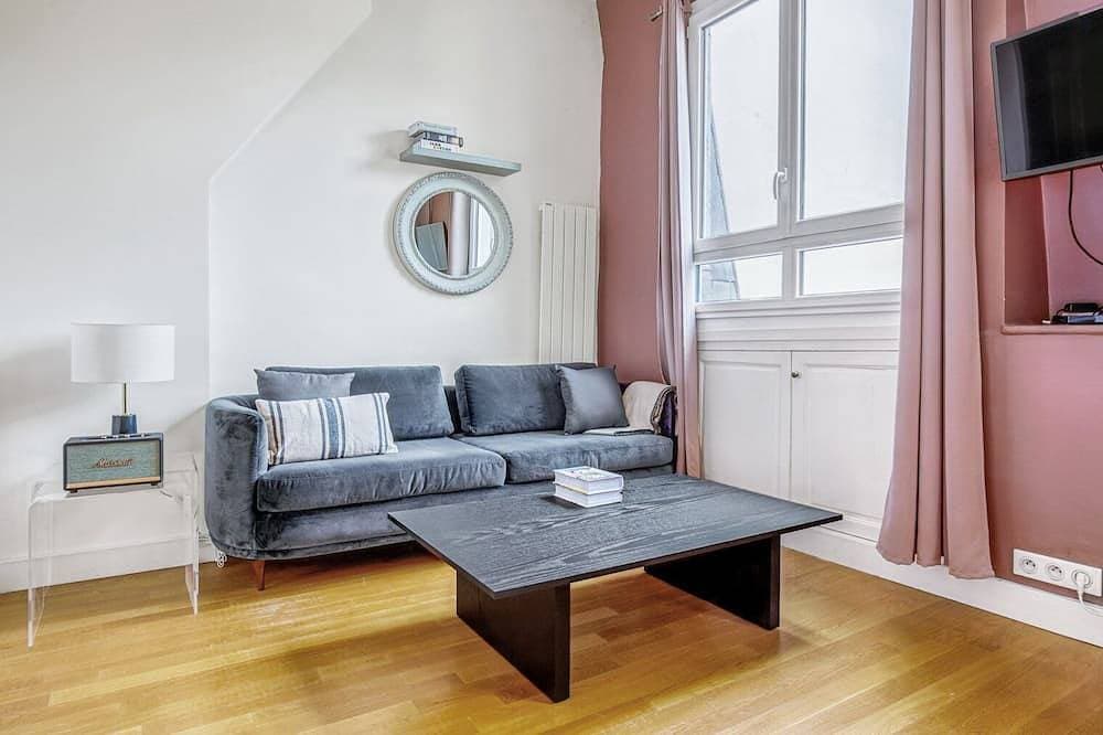 Blueground | Miromesnil, nr Parc Monceau 1