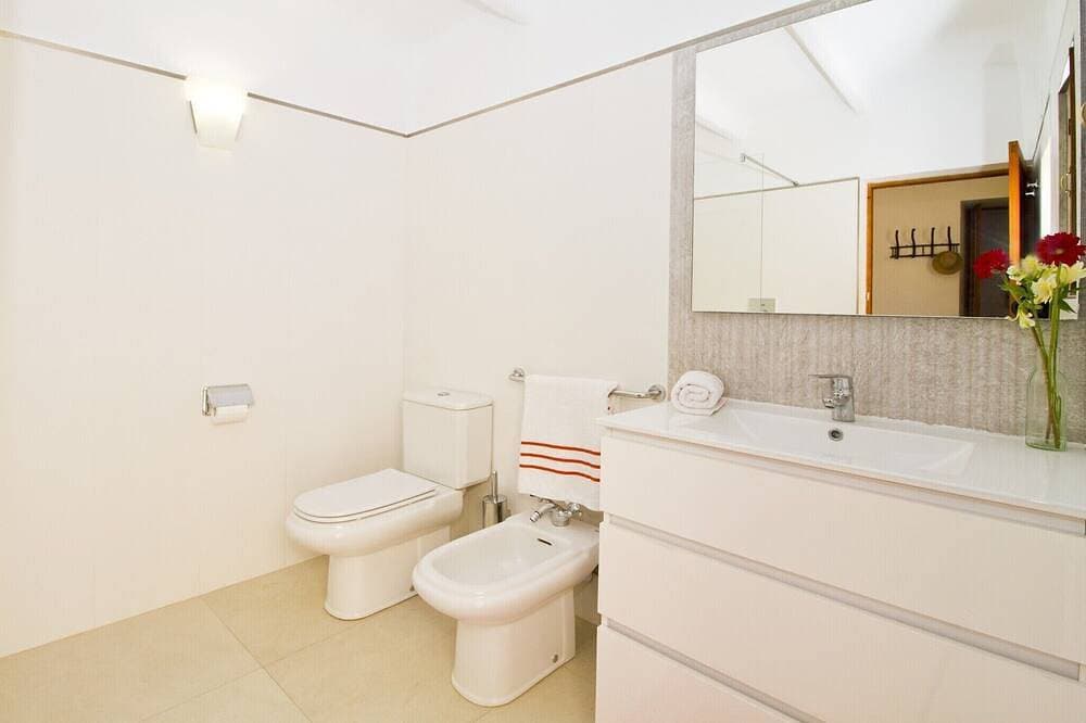 Foto 7 von 23: Pou davall house