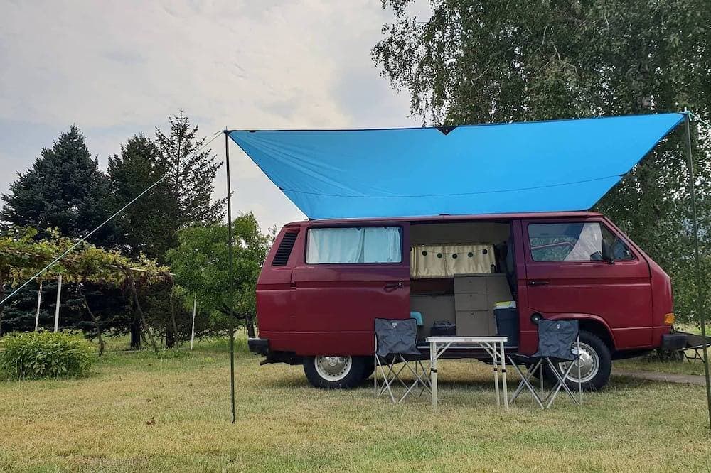 Foto 3 von 10: Redzo, ein Vw-Wohnmobil aus dem Jahr 1981