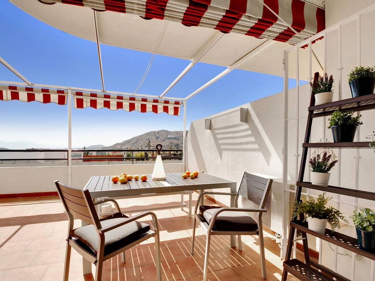 Foto 6 von 24: Ferienwohnung für 4 Personen mit Meerblick