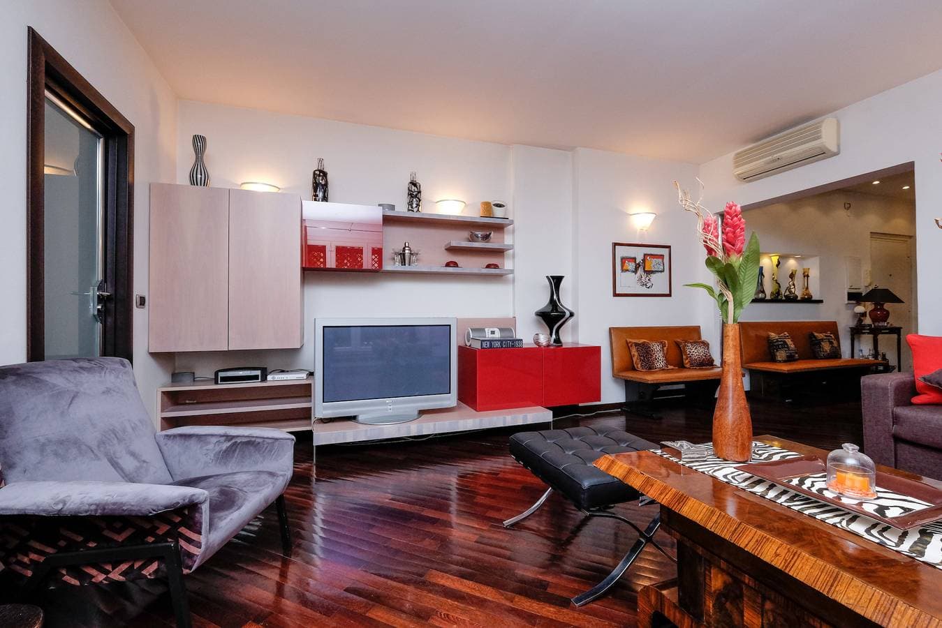 Foto 8 von 44: Amazing Penthouse with Terrace by Caracalla