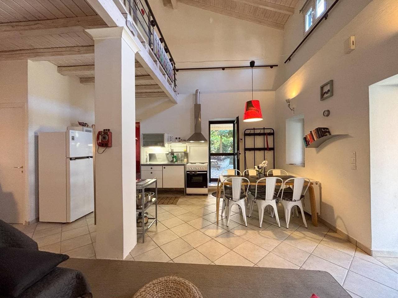 Foto 12 von 24: Ferienhaus für 6 Personen mit Terrasse