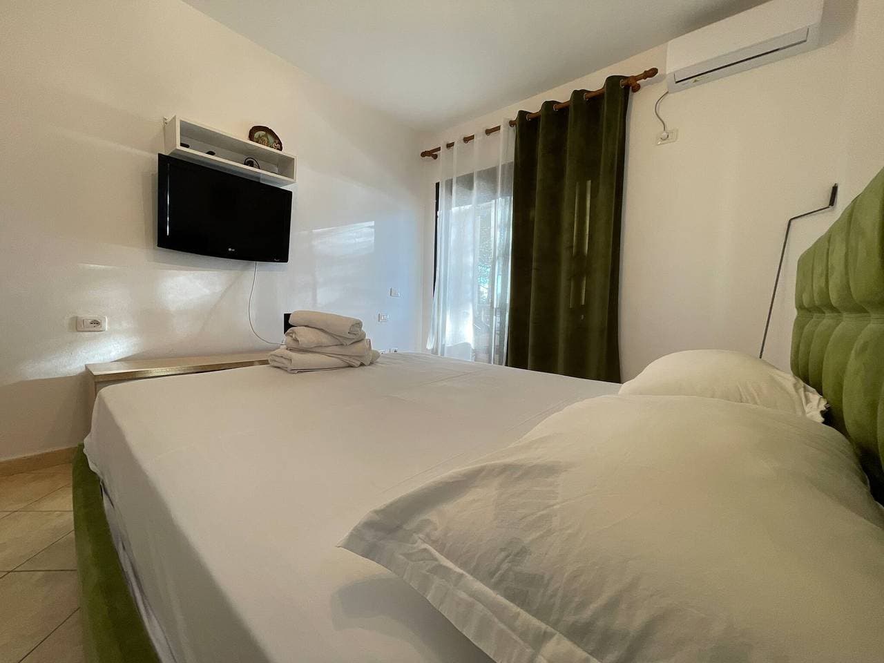 Foto 7 von 34: Exklusive 2-Zimmer-Wohnung mit Meerblick in Kavaja, Albanien