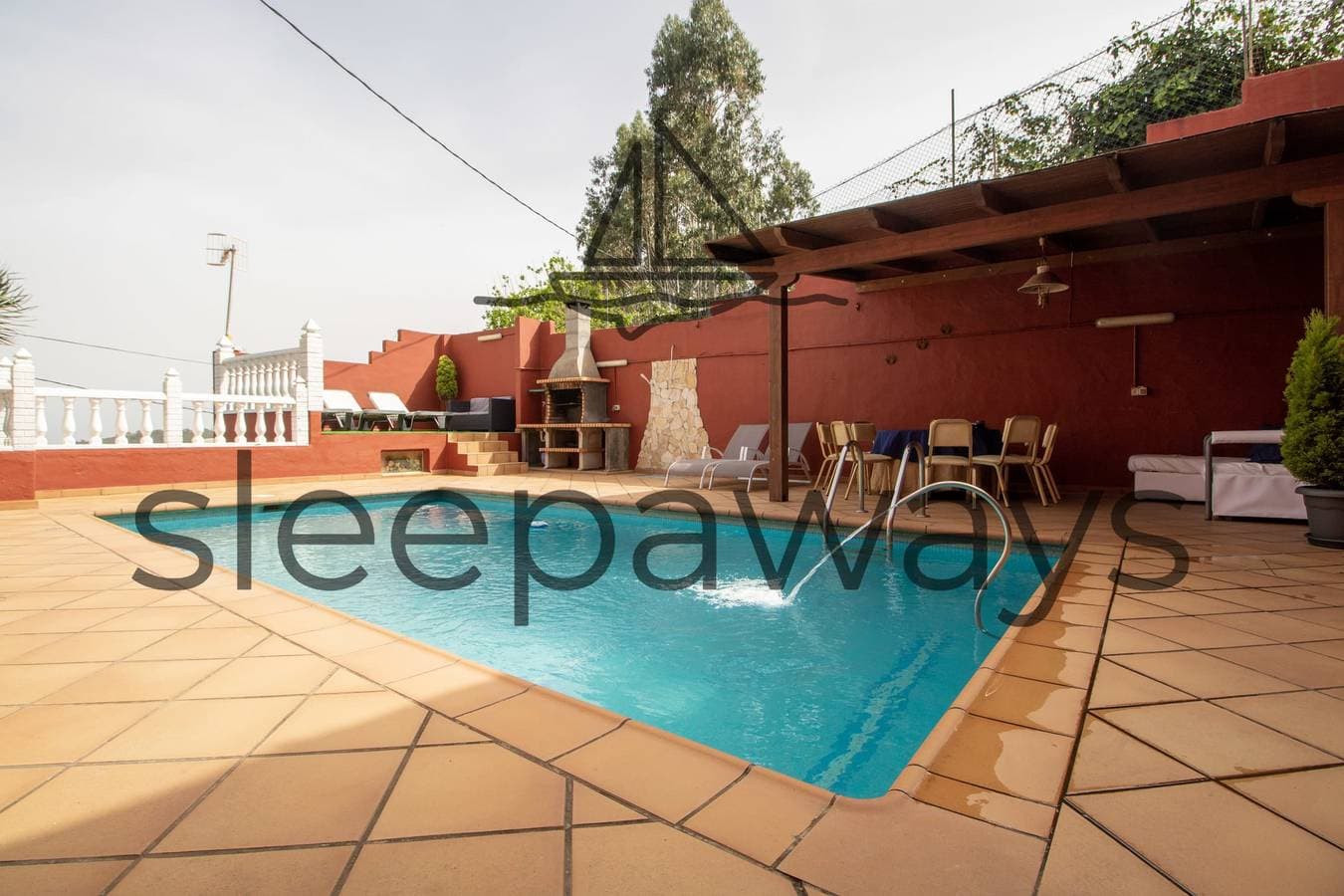 Foto 7 von 37: Mountain Chalet with Sea Views & Pool