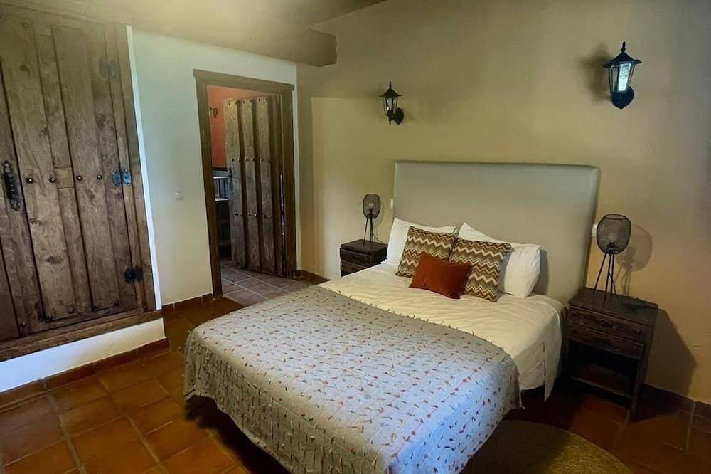 Foto 2 von 28: El Labrrao De Alardos Farm (1Hectare)
