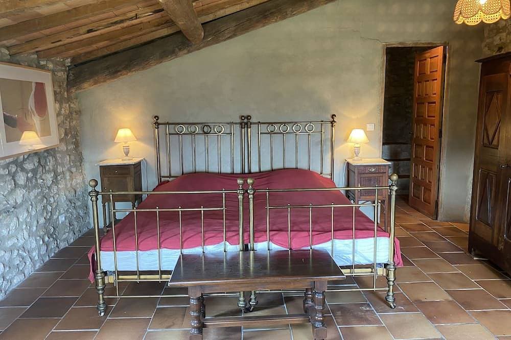 Foto 5 von 27: \"La Demeure\" Mas im Herzen des Dorfes Crestet mit privatem Pool