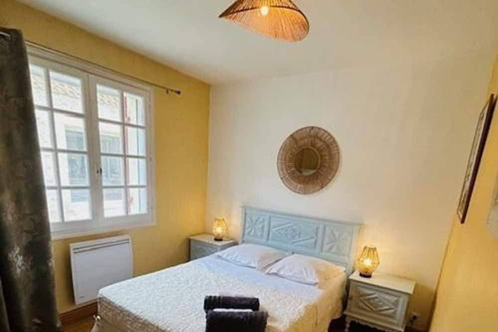 Foto 5 von 30: Charmante maison avec piscine, jardin de 3500m², salle de sport et cheminée à Villamblard