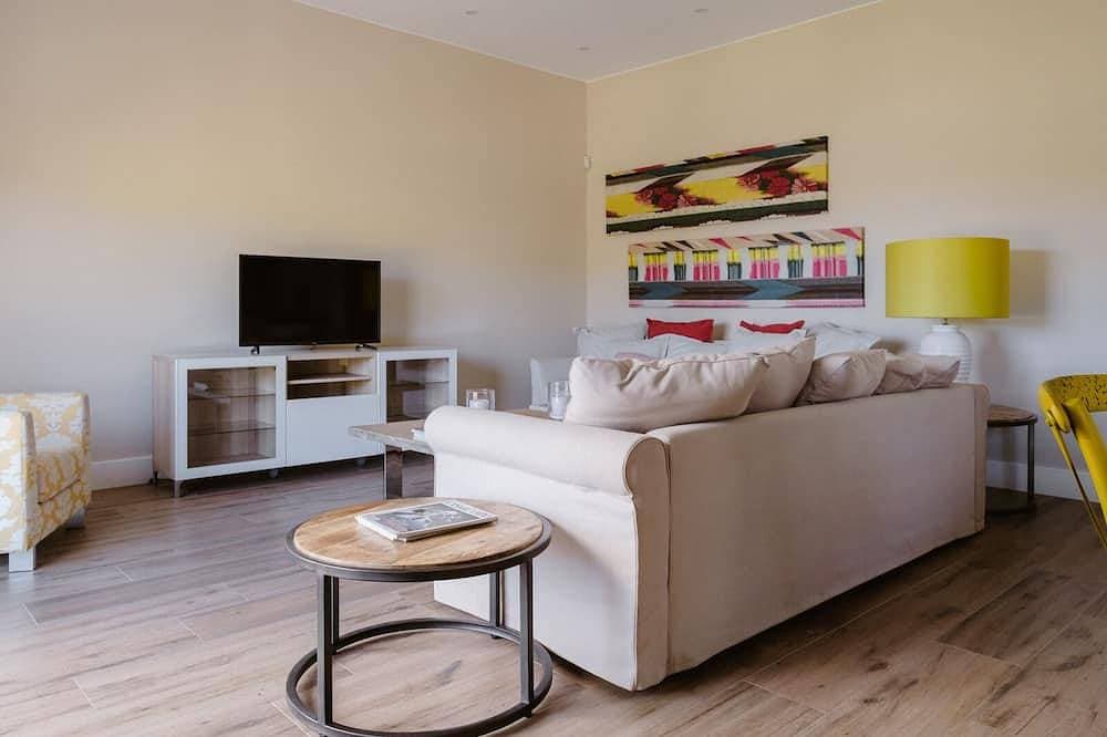 Foto 12 von 30: Renoviertes rustikales Haus mit atemberaubender Aussicht, 2 Schlafzimmer, 2 Badezimmer, WLAN