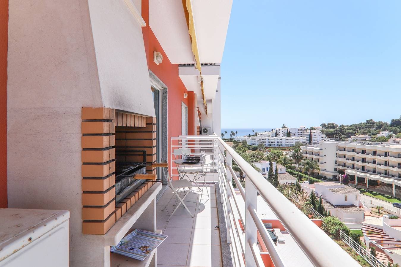 Foto 7 von 20: Ferienwohnung Quinta dos Arcos Lote 18 3ºG mit Meerblick, Pool und Balkon