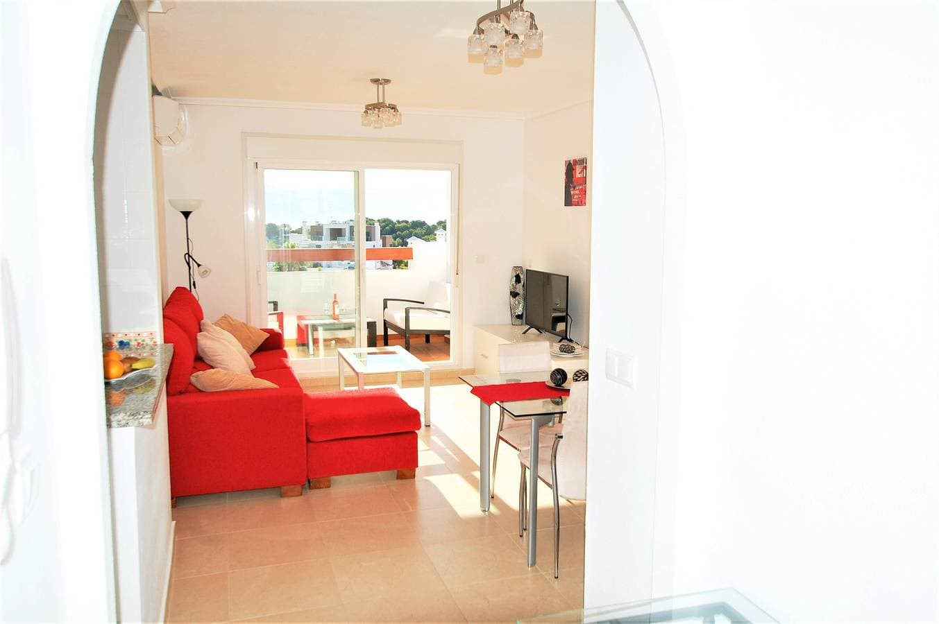 Foto 9 von 35: 'Sehr schöne Ferienwohnung mit Meerblick', Gemeinschaftspool und WLAN