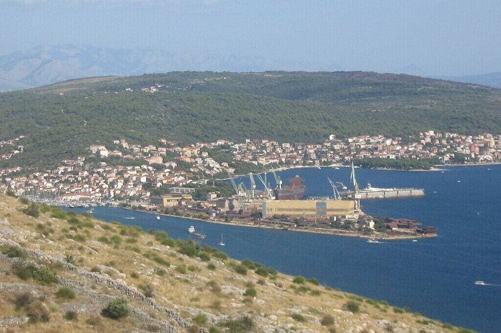 Foto 6 von 7: Dise fewo befindet sich 300m vom sandstrand und Spielplatz