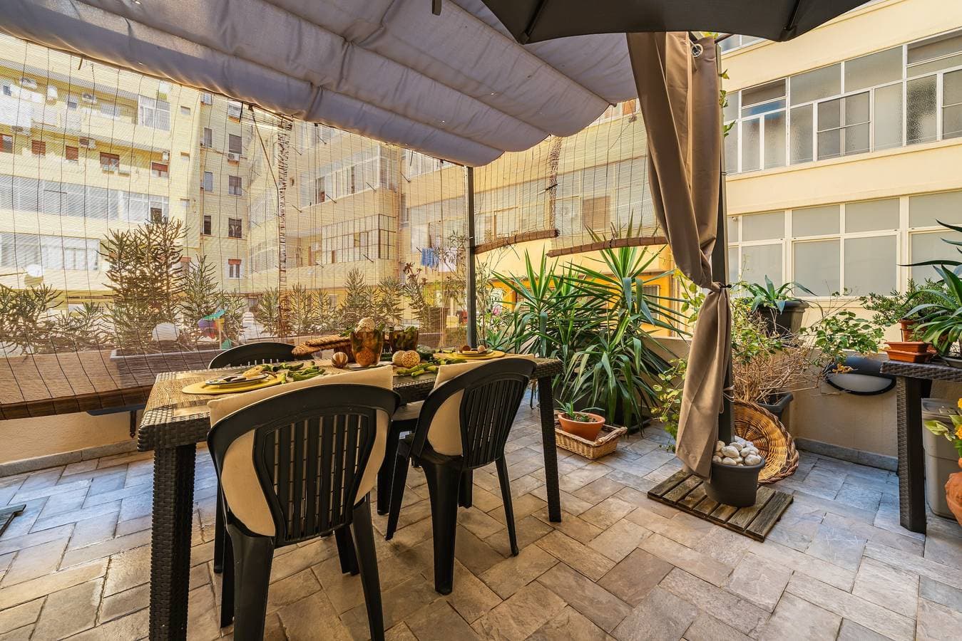 Foto 3 von 24: Casa Vacanze Manzoni 29 – Zentrale, komfortable Wohnung mit Terrasse in Cagliari
