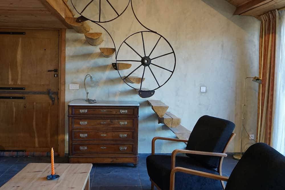 Foto 5 von 8: Gîte de Montagne, Chauffé au Bois Dans un Cadre Naturel Exeptionnel