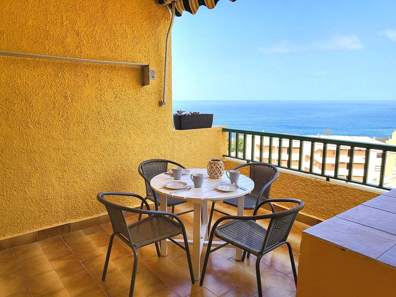 Foto 3 von 25: Komfortable Wohnung mit Pool, Meerblick und privatem Parkplatz in Playa de la Arena