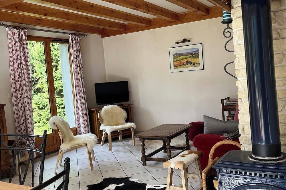 Foto 9 von 20: Charming Chalet - Sleeps 6