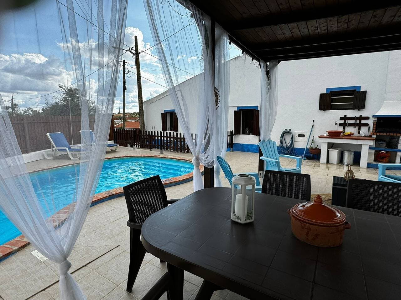 Foto 4 von 45: Villa 'Casa D' Avó Lita' mit privatem Pool, privater Terrasse und WLAN