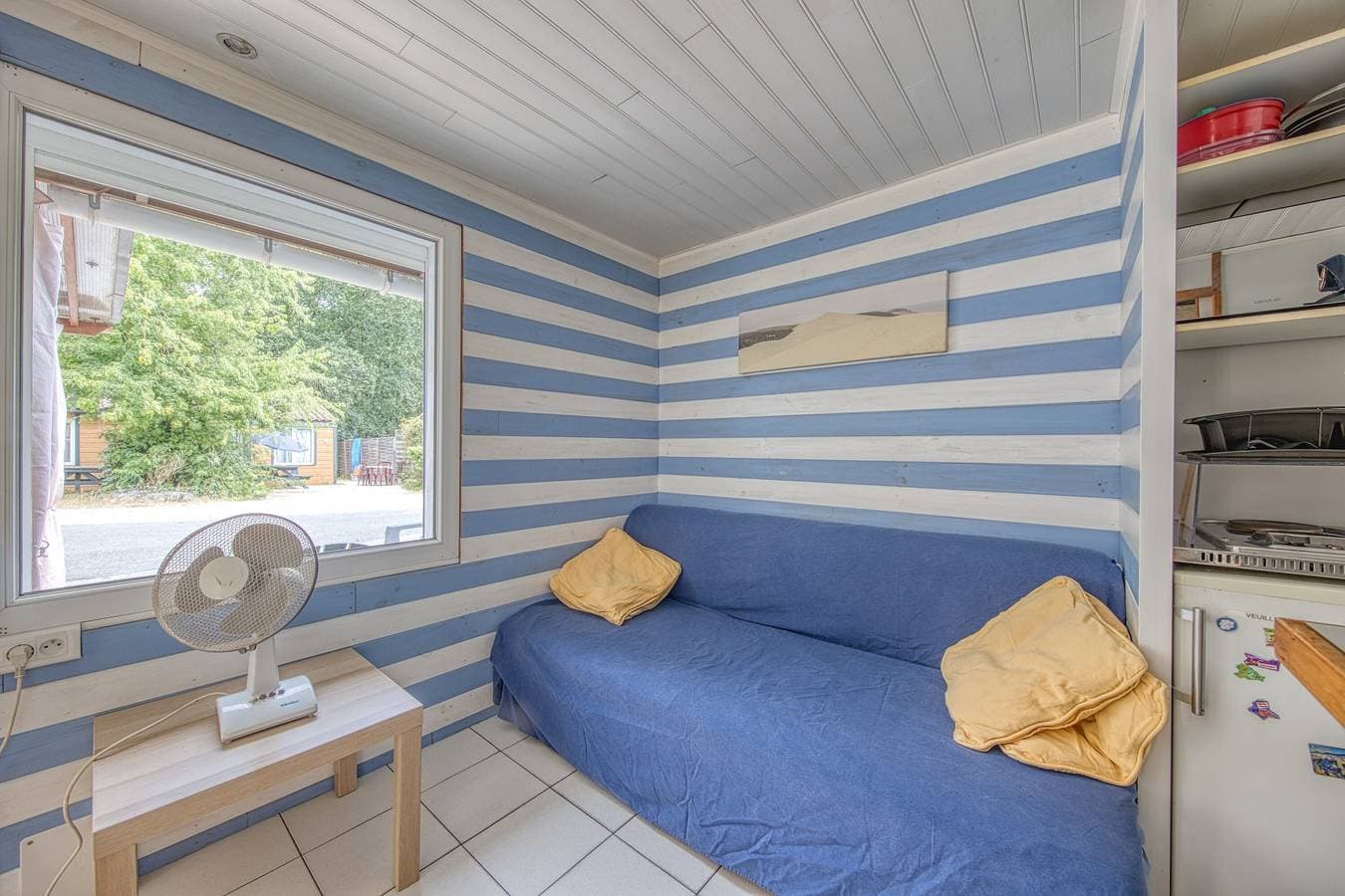 Foto 3 von 33: Ferienwohnung 'Chalet B Village Vacances' mit Gemeinschaftspool, privater Terrasse und WLAN