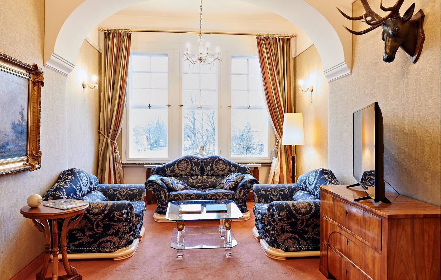 Gemütliches Apartment mit Wifi, TV, Parkplatz, Terrasse und Küche 1