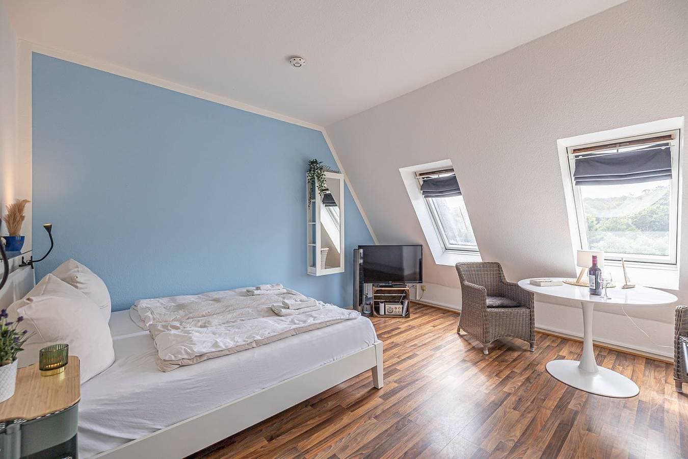- Ahoi (App. 654) / komfortables Studio-Apartment im Dachgeschoss 1
