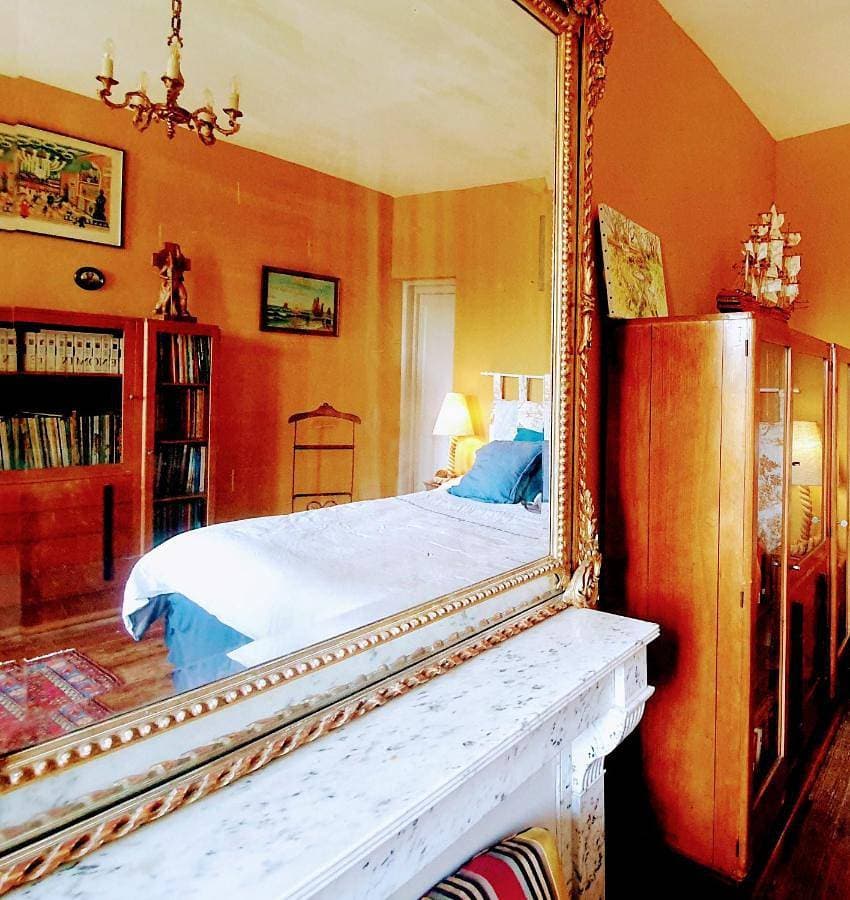 Foto 2 von 6: Double Room with Private Bathroom