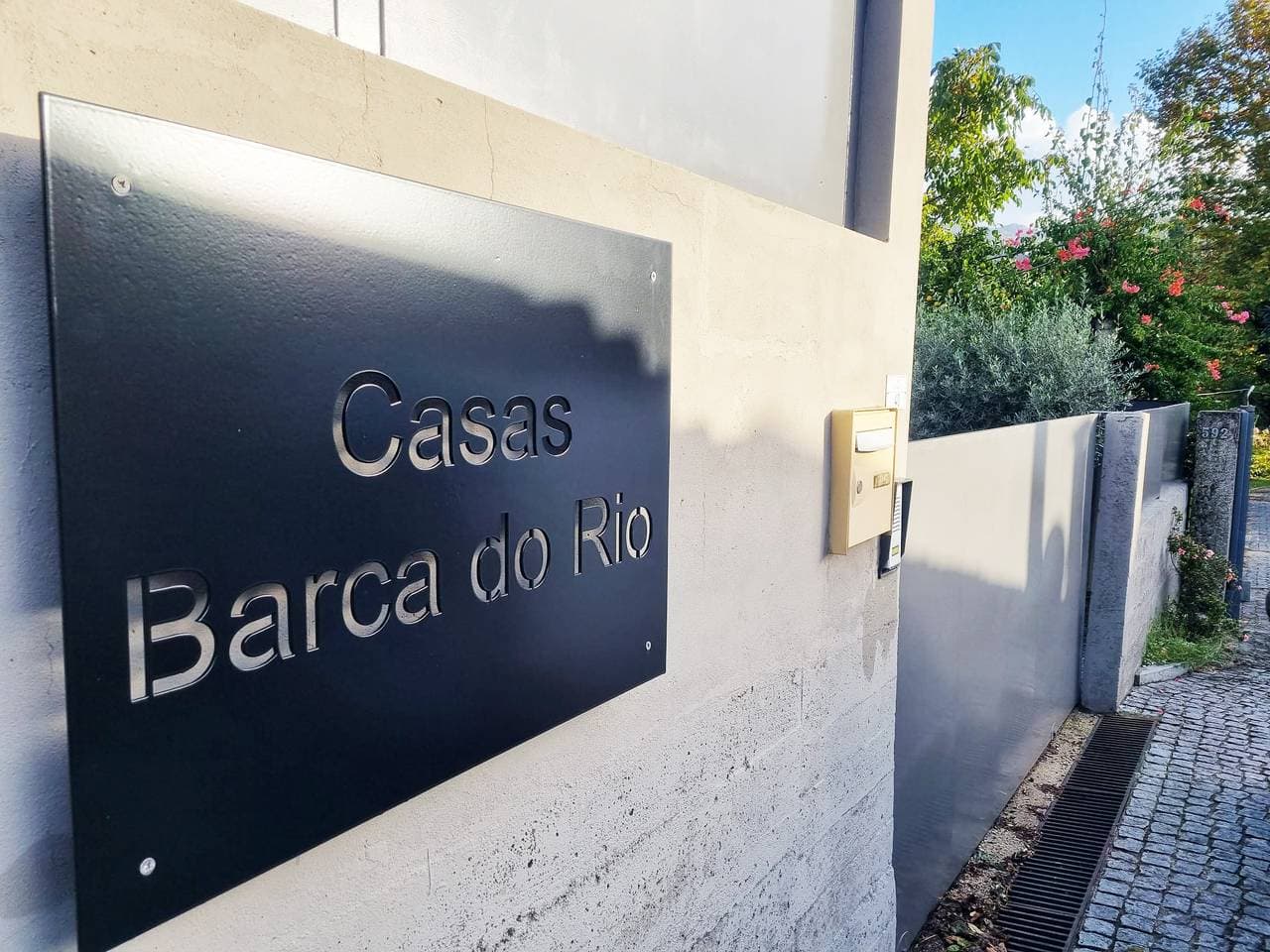 Foto 2 von 23: Apartamento Lobo - Casas Barca do Rio - Gerês
