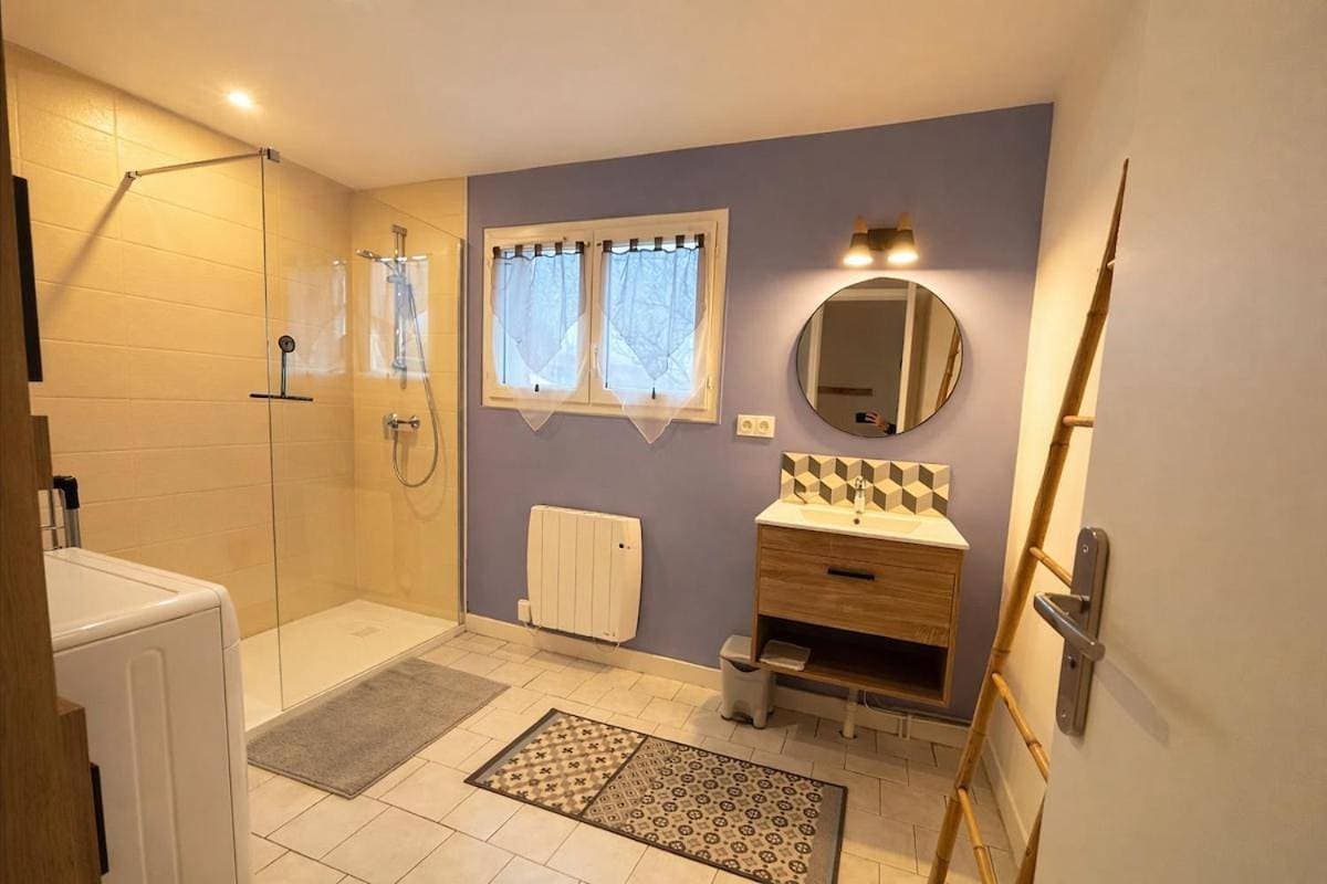Foto 5 von 48: Three-Bedroom House
