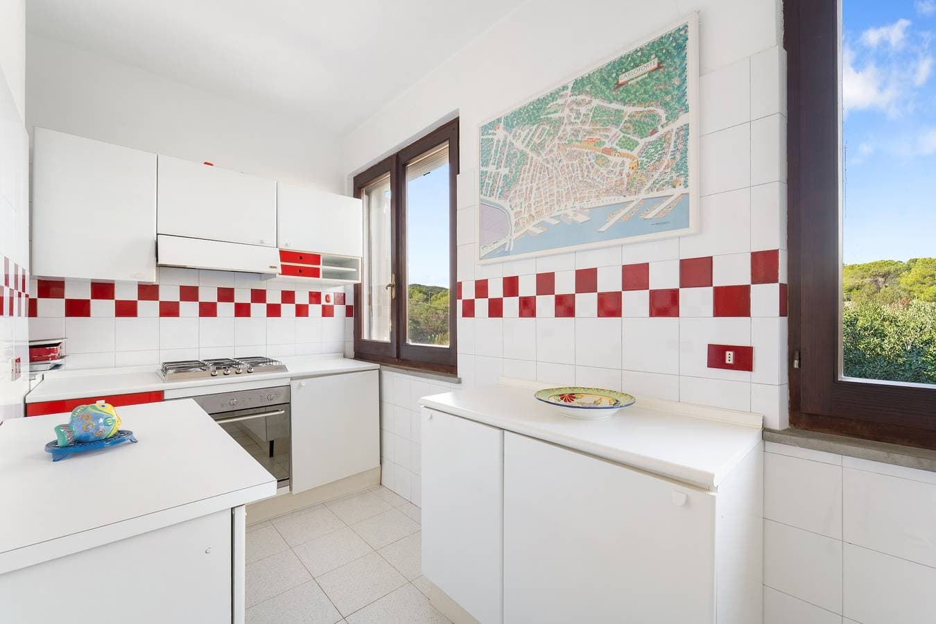Foto 8 von 28: Ferienwohnung 'Carloforte' mit Meerblick, privater Terrasse und privatem Garten