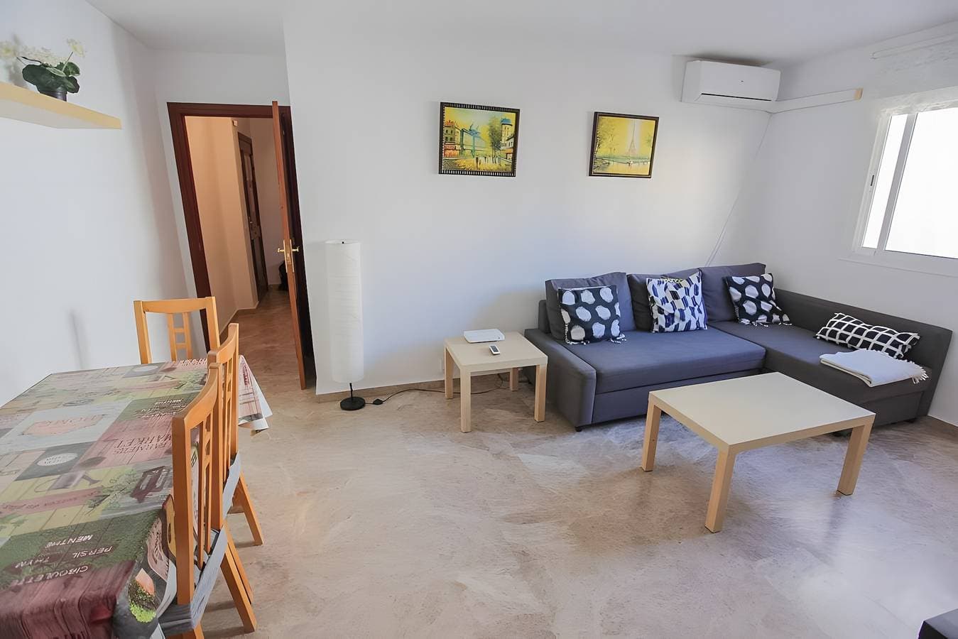 Foto 4 von 13: Apartment '2 Minuten vom Strand, El Palo' mit WLAN und Klimaanlage