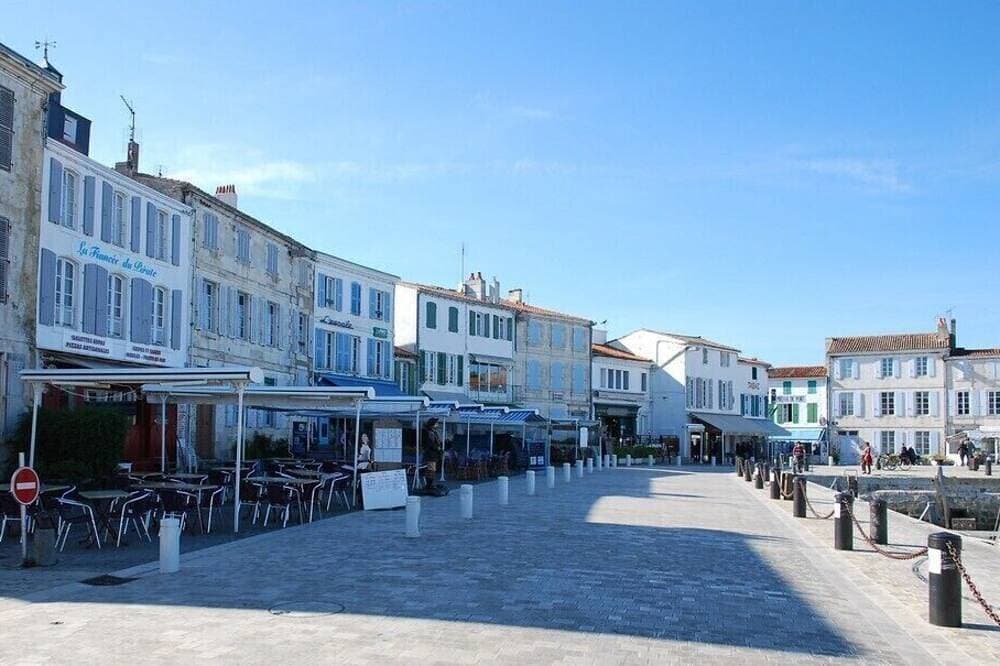 Foto 11 von 19: Dorfhaus - Meerblick - Ruhe - Strand - In der Nähe von La Flotte