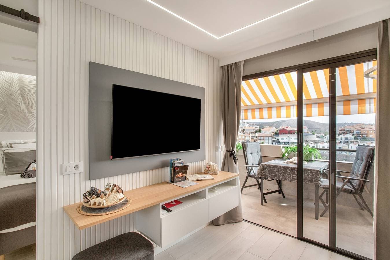 Foto 4 von 29: Ferienwohnung 'Estrella Del Mar Vista Al Puerto' mit Meerblick, Wi-Fi und Klimaanlage