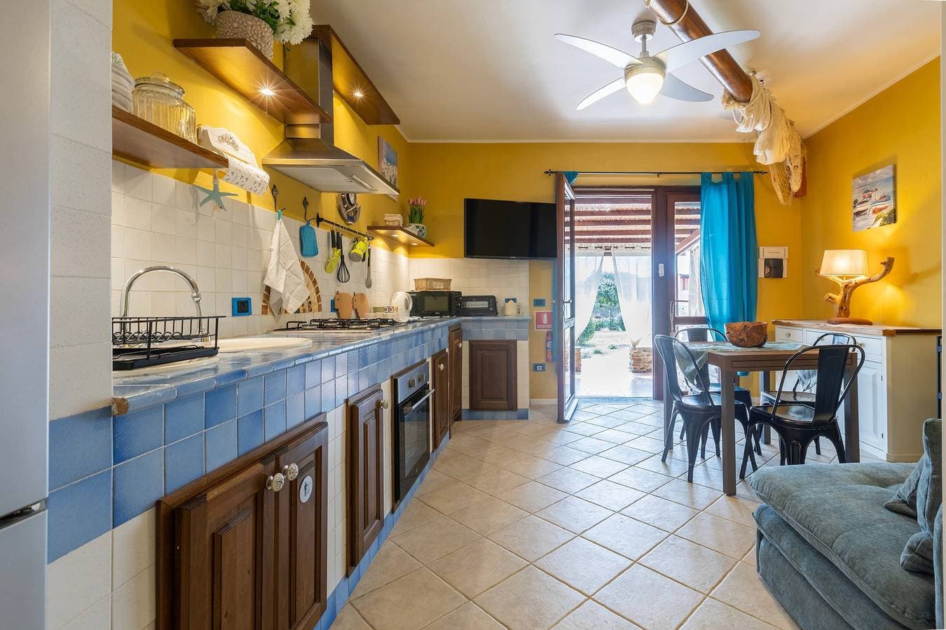 Foto 9 von 33: Ferienhaus 'Fiamma' mit Meerblick, privater Terrasse und Klimaanlage