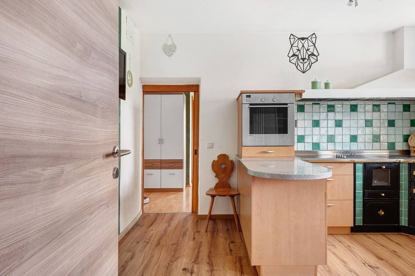 Foto 11 von 37: Ferienwohnung 'Huanzhof Ferienwohnung Lerch' mit Bergblick, privater Terrasse und WLAN