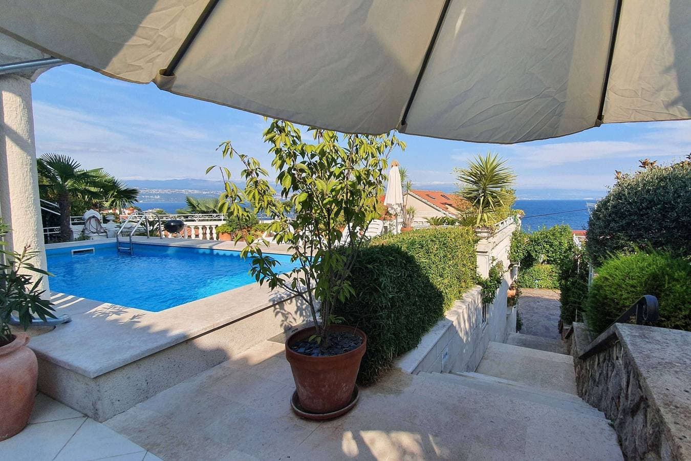 Foto 8 von 34: Studio Appartement mit Terrasse und Meerblick Lovran, Opatija As-14178-a