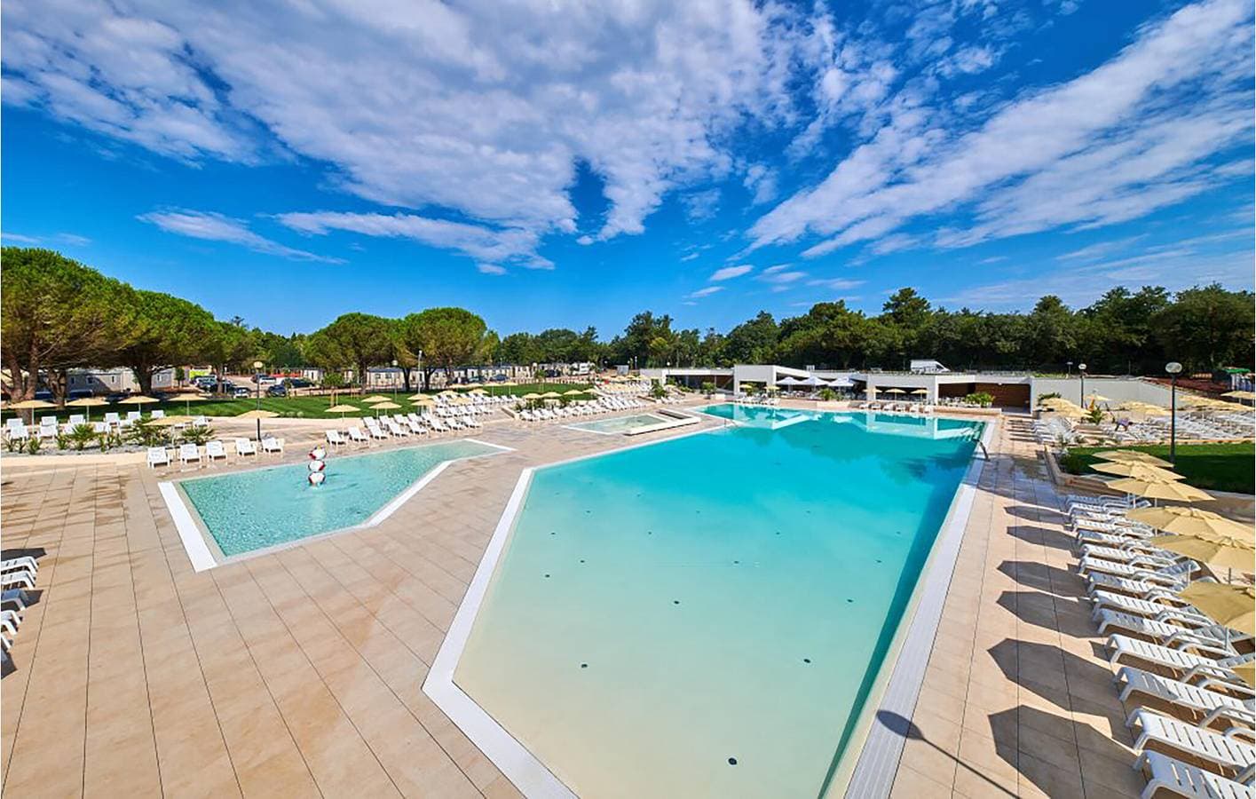 Foto 5 von 29: Reizendes Mobilheim mit Pool und Terrasse, 1 km vom Strand Vela Draga entfernt