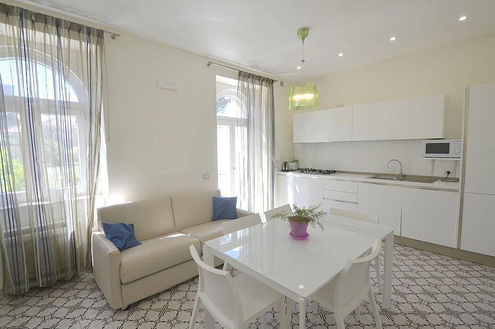 Foto 13 von 30: Villa Elicona E: A welcoming apartment situated in a central location, at a short distance from the Cathedral of Ravello, with Free Wi-Fi.