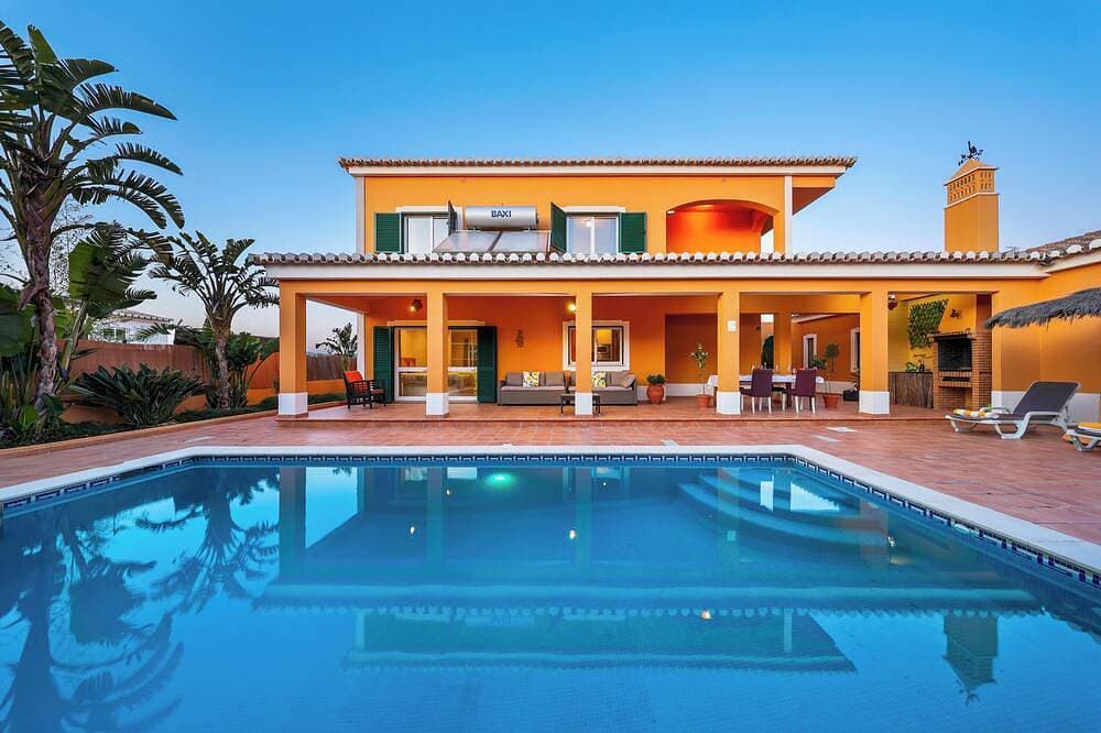 \"Orange Tree Villa Alvor - South - Facing Family Villa with Private Poll\" 1