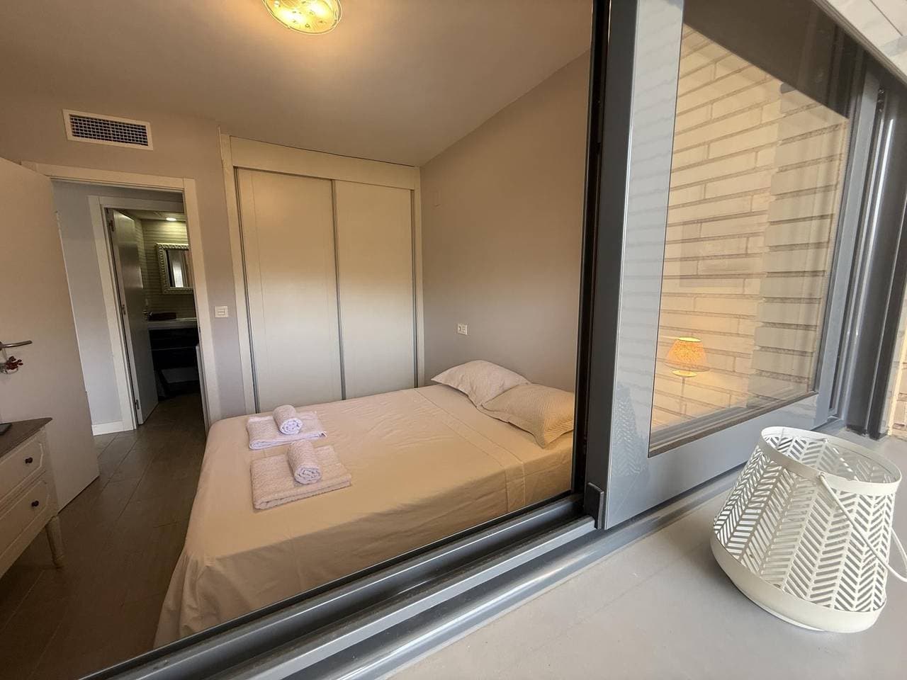 Foto 2 von 34: Ferienwohnung für 2 Personen mit Pool