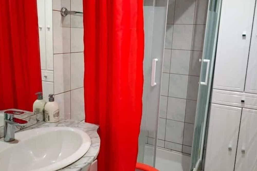 Foto 3 von 7: Self-contained studio in the heart of the Yvelines