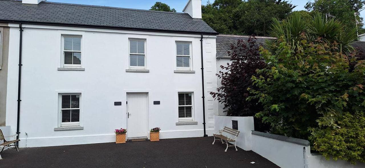 Ryan's Cottage 1