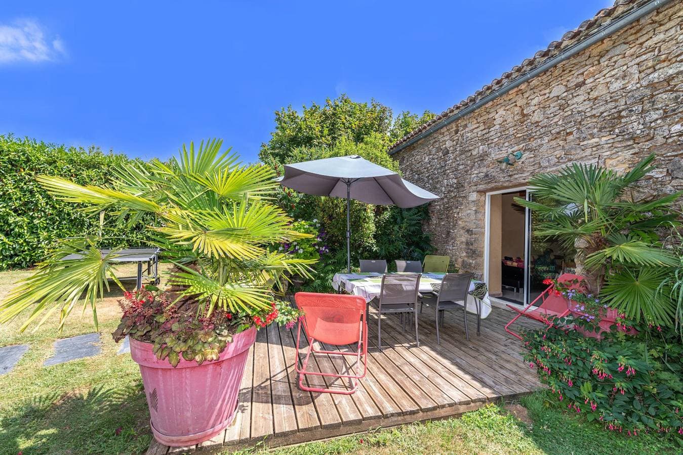 Foto 5 von 32: La Maison Fleurie