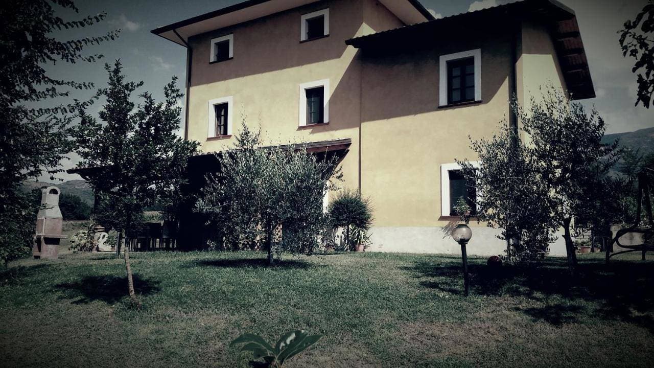 Viale dei Ciliegi 1