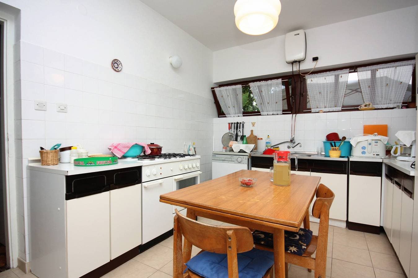 Foto 12 von 20: Zimmer mit Balkon und Meerblick Banjol, Rab S-5077-b