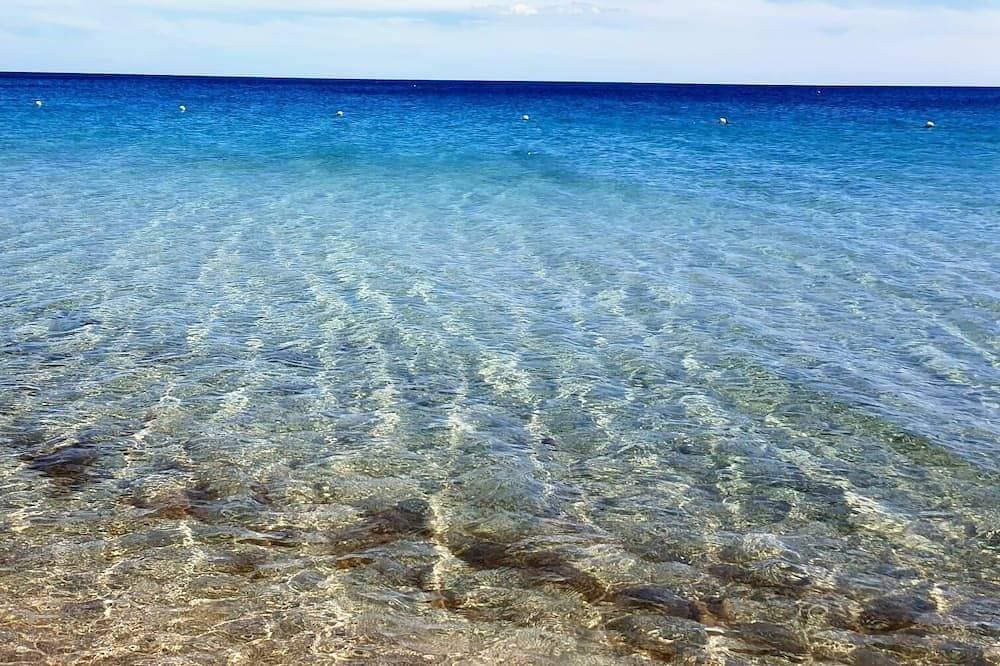 Foto 4 von 6: A window into the blue