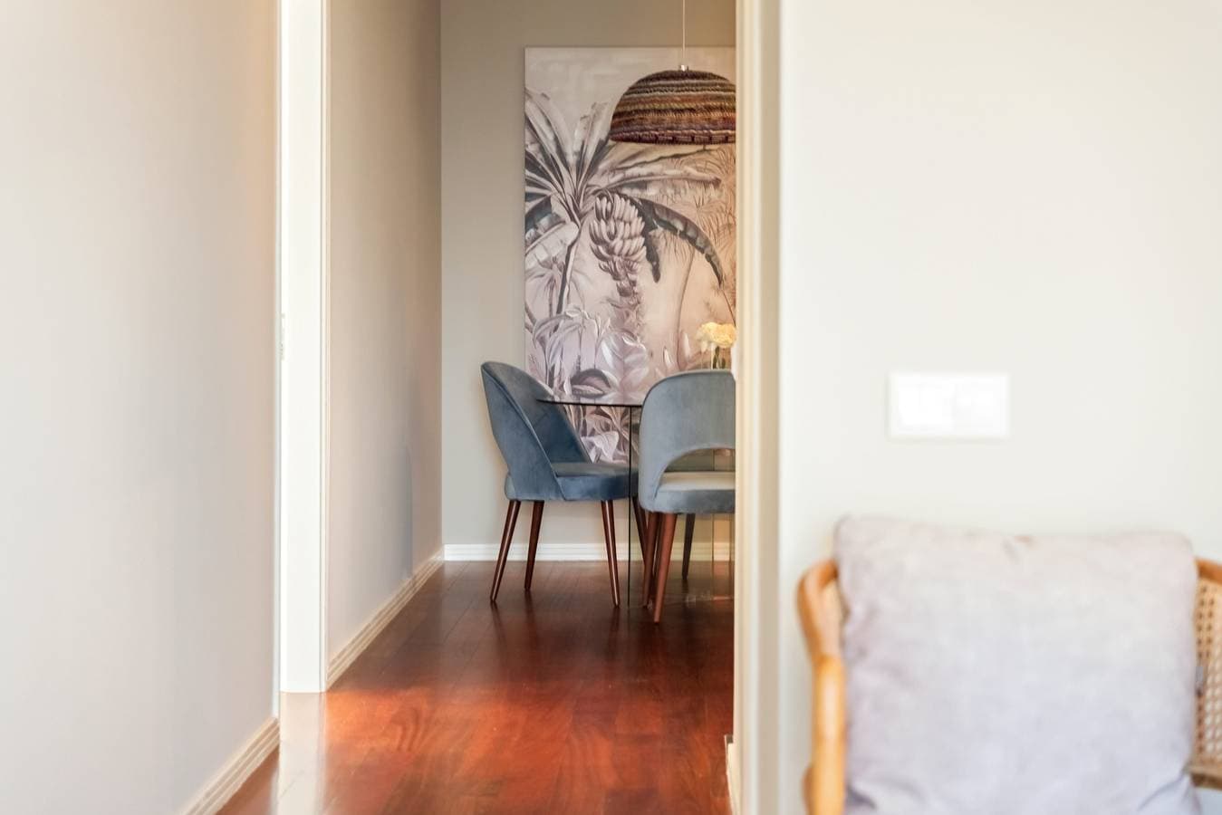 Foto 13 von 28: Exquisite Ocean Apartment by Homie
