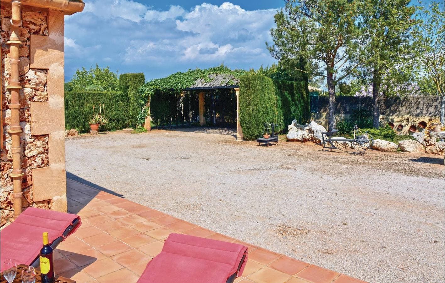 Foto 11 von 28: Gemütliche Wohnung mit Terrasse und Küche in der Nähe von Ses Alqueries