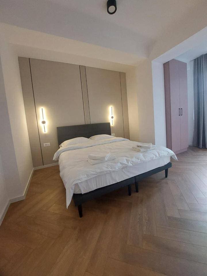 Foto 11 von 14: Two-Bedroom Apartment with Balcony