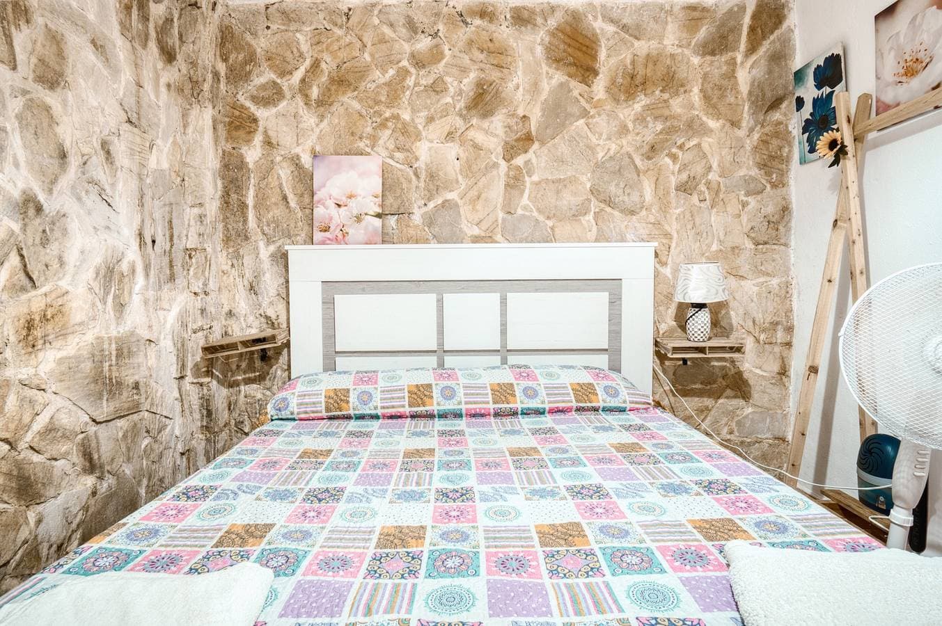 Foto 11 von 20: Ferienwohnung 'Cueva Alicante' mit WLAN und Klimaanlage